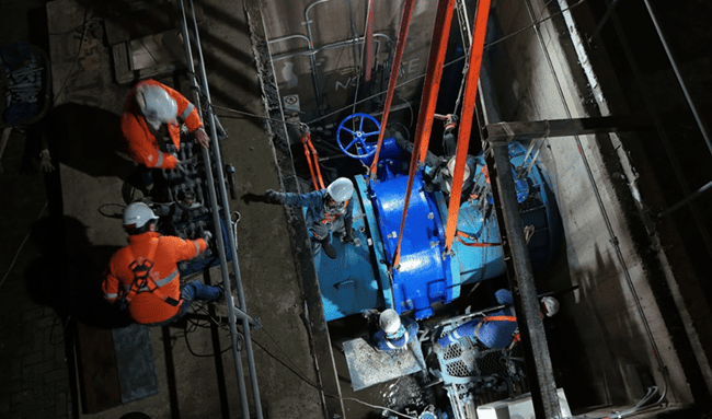 Avanza sin contratiempos instalación de válvula antisísmica en el tanque Santa Ana