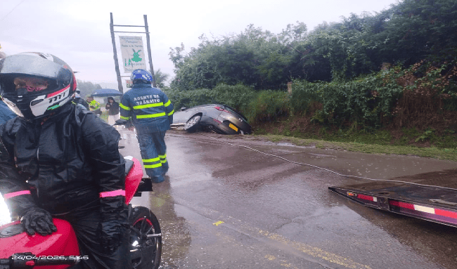 Volcamiento de vehículo en Suba genera atención de autoridades en la vía Bogotá – Cota