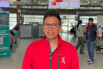 SuperCADE Móvil llegó a Los Mártires con servicios para niños, jóvenes y población vulnerable