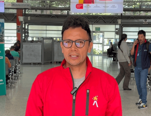 SuperCADE Móvil llegó a Los Mártires con servicios para niños, jóvenes y población vulnerable