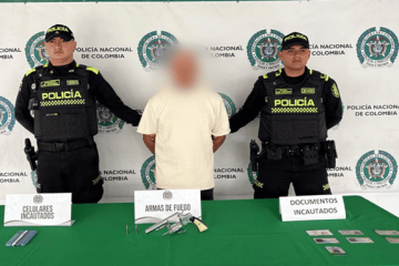 Capturan a hombre armado en velorio: tenía cinco cédulas en su poder