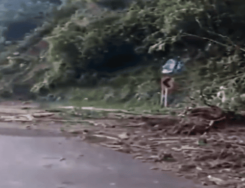 Derrumbes mantienen bloqueada vía La Mesa–Mosquera: viajeros completan más de 12 horas varados