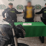 Hombre intentó arrollar a funcionarios y terminó capturado en Bogotá