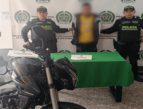 Hombre intentó arrollar a funcionarios y terminó capturado en Bogotá
