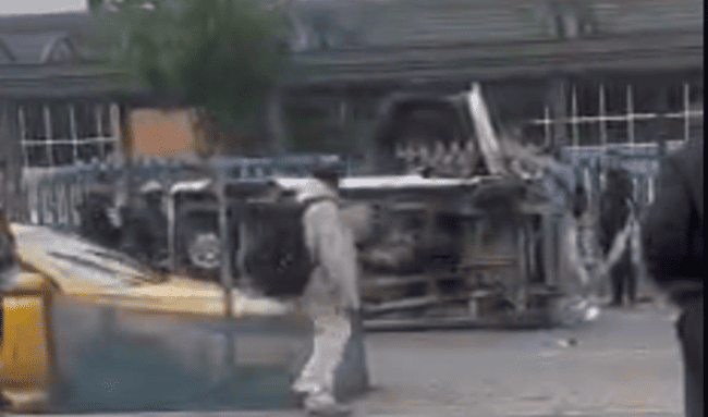 Emergencia vial en Suba: atienden volcamiento de camioneta en la 68