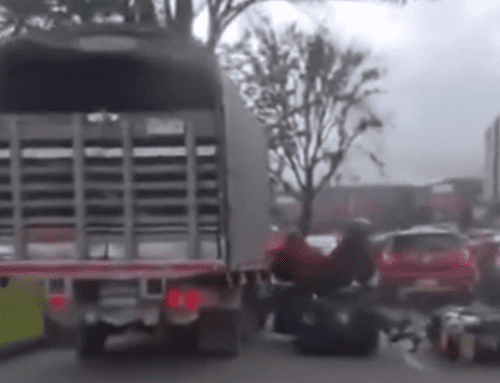 Engativá: choque en cadena en la calle 80 deja motociclistas y parrillero herido