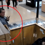 Hurto de celular en supermercado de Suba quedó registrado en cámaras de seguridad