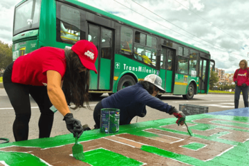 Recuperan espacio público en la calle 163A con carrera 9 gracias a intervención de urbanismo táctico en Usaquén