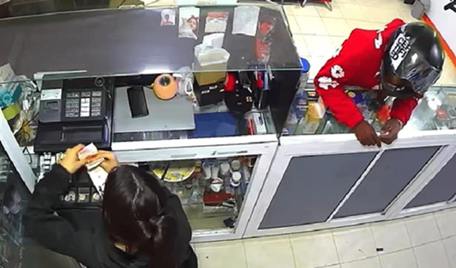Robo a droguería en Bilbao: delincuente huyó con dinero, celulares y pertenencias de empleada