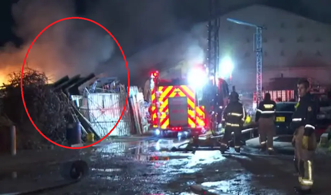 Incendio en bodega del sur de Bogotá movilizó a decenas de bomberos durante la madrugada de este martes