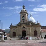 Paipa moderniza su alumbrado público con inversión cercana a los $470 millones