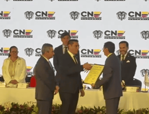 Abelardo de la Espriella y José Manuel Restrepo reciben credenciales como presidente y vicepresidente electos de Colombia