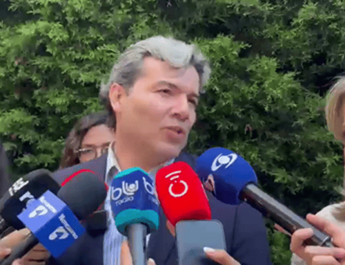Comité anti-constituyente mantendrá recolección de firmas para defender la Constitución de 1991