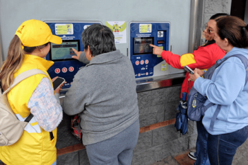 Distrito refuerza inclusión social con entrega de pasajes gratis en TransMilenio