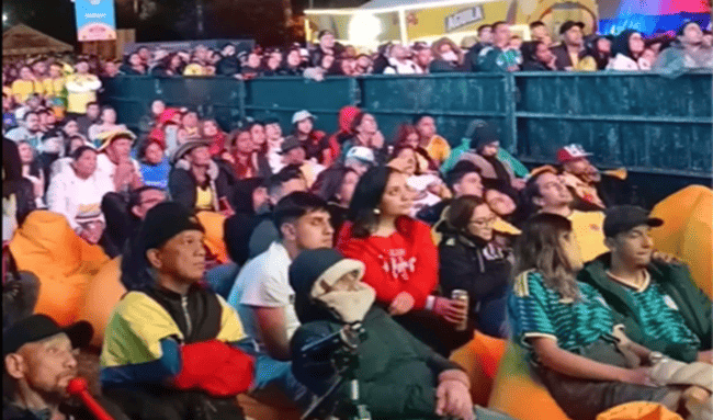 Fiesta mundialista en Suba: cerca de 5.000 aficionados celebraron el triunfo de Colombia en el Parque Fontanar del Río