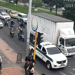 Camión varado afecta la movilidad en la calle 170 con avenida Boyacá, en Suba