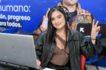 Bogotá abre oportunidades de formación técnica para mujeres vendedoras informales