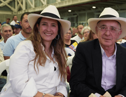 Álvaro Uribe reconoce derrota de su sector y anuncia respaldo a Abelardo de la Espriella para la segunda vuelta