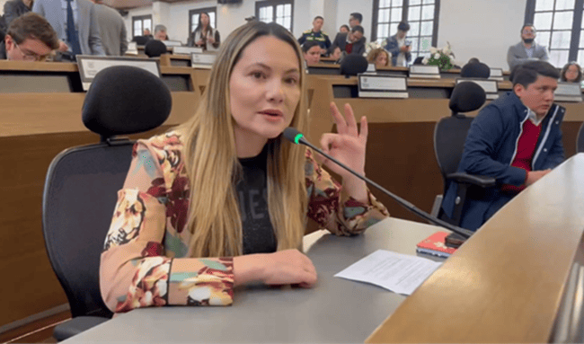 Concejal María Clara Name exige resultados y captura de responsables tras hurto y presunto abuso sexual a joven en Bogotá