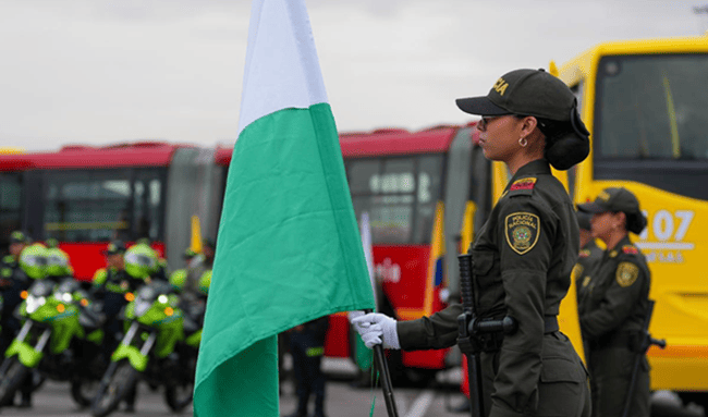 Bogotá refuerza la seguridad con la entrega de 225 motocicletas para la Policía