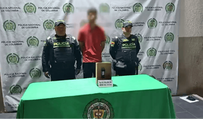 Adolescente fue aprehendido con una granada de fragmentación en el centro de Bogotá