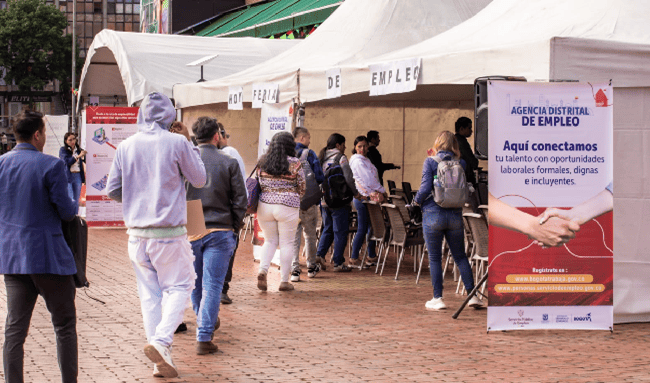 Bogotá abre 1.535 vacantes laborales en distintos sectores con enfoque inclusivo