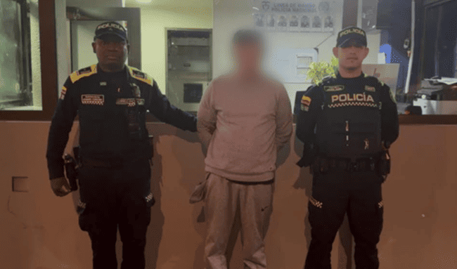 Hombre terminó capturado tras ingresar a una camioneta para robar herramientas en Teusaquillo