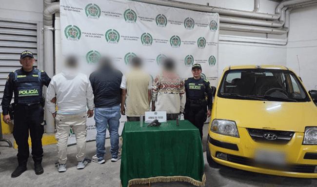 Policía incauta arma con silenciador y captura a cuatro personas en Santa Fe