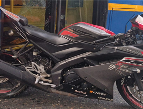 Caos vial en San Pedro de Tibabuyes, Suba, por choque entre bus y motociclista