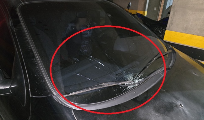 Conductor denuncia ataque contra vehículo en la avenida Cali con calle 139; una bebé iba a bordo