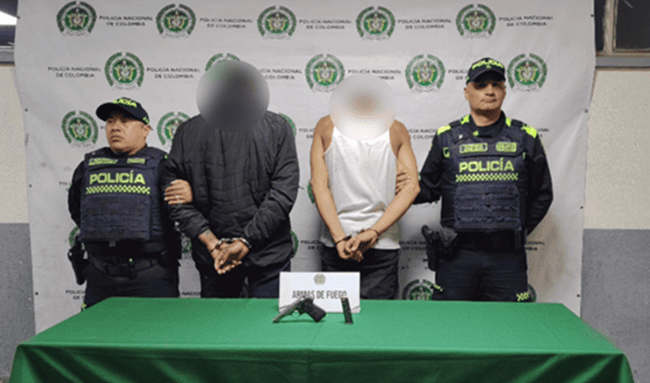 El Halcón los siguió desde el aire: capturan a dos presuntos ladrones de carros