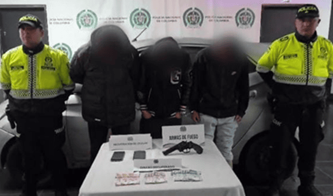 Tres capturados por robo a un restaurante en Puente Aranda; uno cumplía detención domiciliaria
