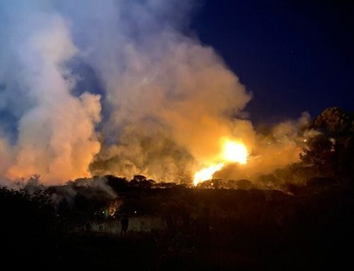 Incendio forestal en Soacha obligó a evacuar conjuntos residenciales; emergencia fue controlada sin personas lesionadas