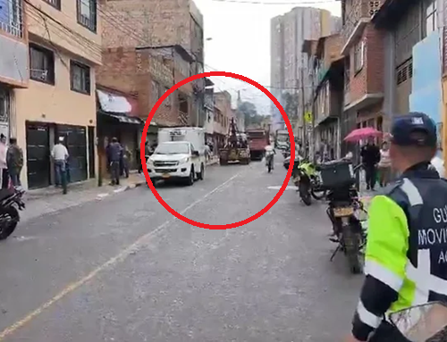 Mujer embarazada y su bebé mueren en trágico accidente con una volqueta en Tunjuelito