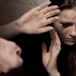 Más de 1.400 mujeres en riesgo de feminicidio han recibido apoyo del Distrito durante 2026