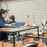 Estudio revela que las mujeres en Bogotá ganan menos que los hombres, pese a tener mayor nivel educativo