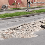 Denuncian grave deterioro de una vía en Las Mercedes, Suba: comunidad asegura que lleva cerca de un año esperando una solución