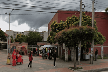 Padres de familia alertan por presunta imprudencia de un bus del SITP frente a colegio en La Gaitana