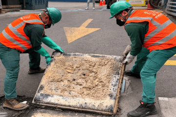 Bogotá pide no arrojar aceite usado al desagüe: una mala práctica que afecta el alcantarillado y el medio ambiente