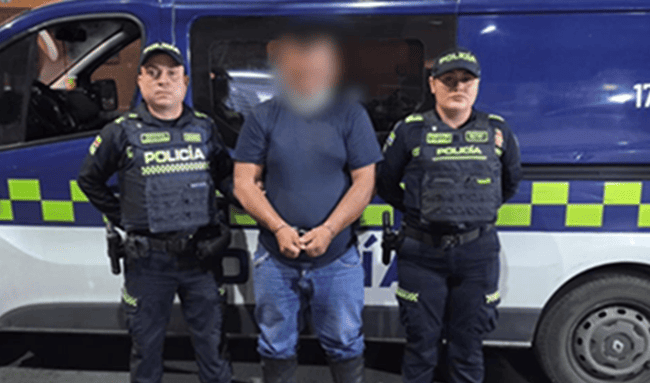 Policía capturó a presunto falso funcionario que ingresaba a locales comerciales en Bogotá