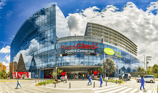 Plaza Claro se pronuncia por robo de espejos en vehículos durante partido de Colombia