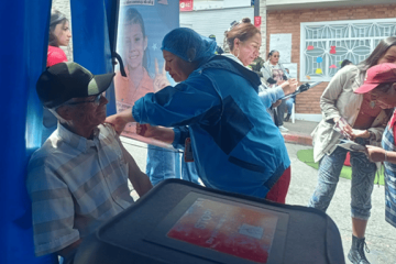 Bogotá evalúa una vacuna con mayor cobertura para prevenir el neumococo