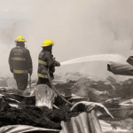 Incendio de gran magnitud en zona rural de Ibagué deja nueve lesionados y una bodega destruida