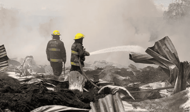 Incendio de gran magnitud en zona rural de Ibagué deja nueve lesionados y una bodega destruida