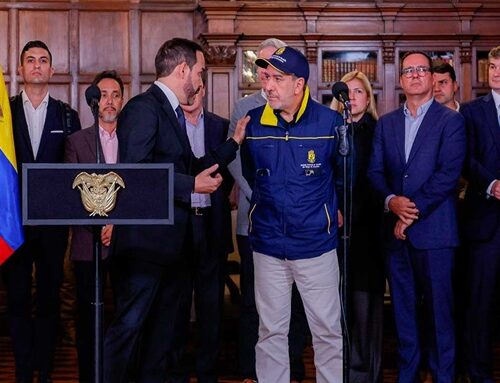 Presidente De La Espriella: prioridad es rescatar atrapados y desaparecidos