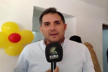 CVP entrega cuatro viviendas mejoradas en Suba y anuncia licitación por más de $10.000 millones para vías en Bilbao