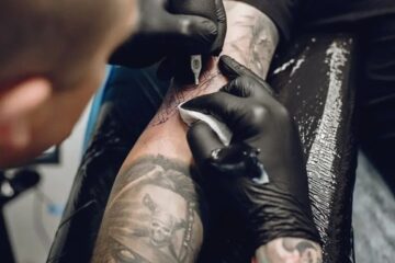 Familia de Yenifer García pide esclarecer su muerte durante un tatuaje en Bogotá