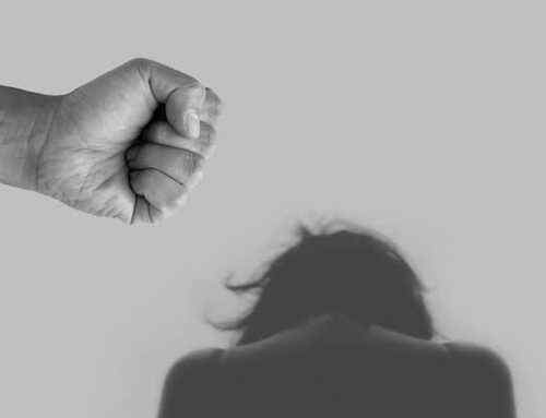 Presunto intento de feminicidio en Usaquén: menor de 16 años fue atacada con 14 puñaladas