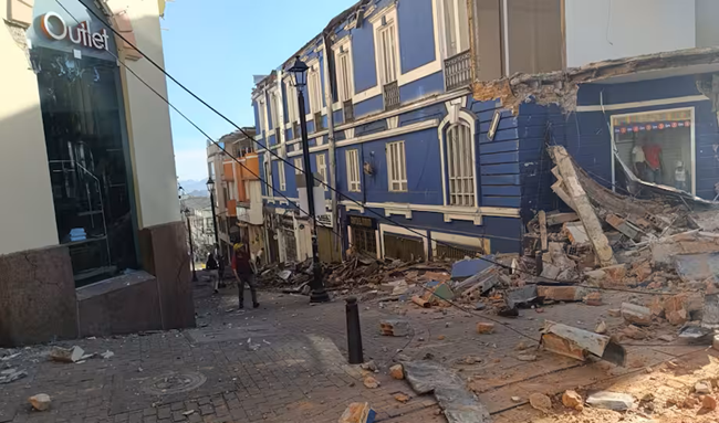 Sismo de 7,4 deja 22 muertos y graves afectaciones en Colombia