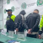 Capturan en Bosa a dos hombres tras robar un celular y huir en bicitaxi